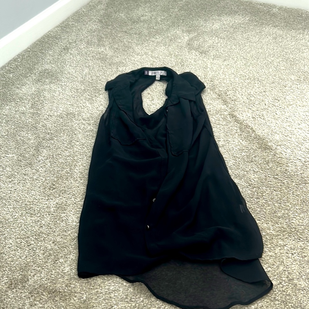 Xs black chiffon blouse opening at the back